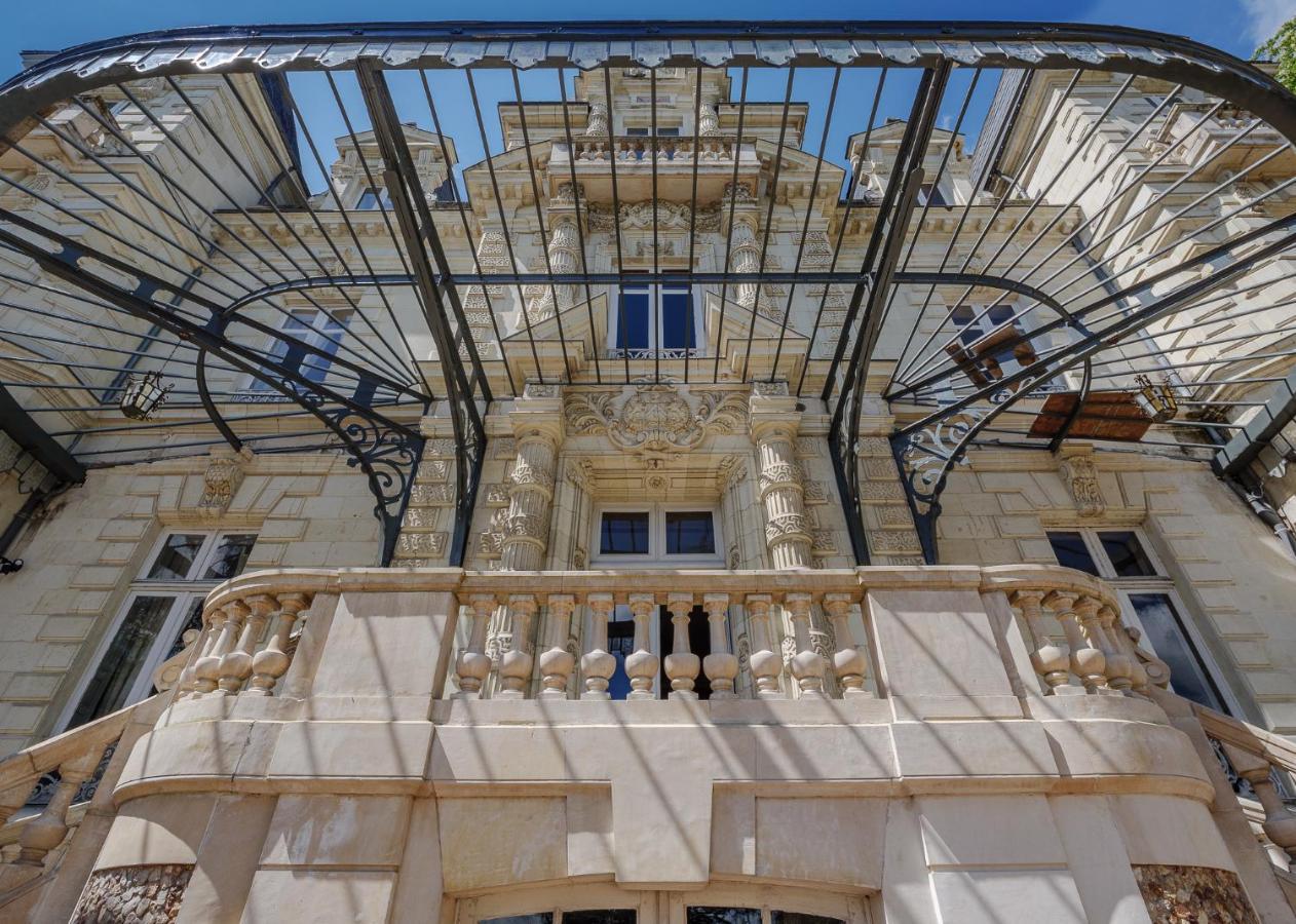 Chateau Des Orchidees En Val De Loire Saumur Buitenkant foto