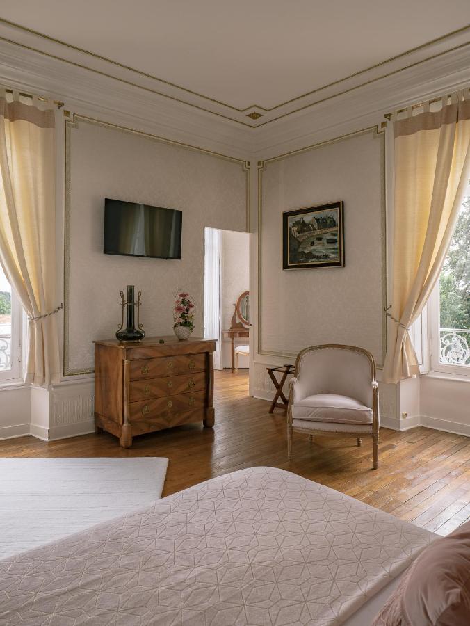 Chateau Des Orchidees En Val De Loire Saumur Buitenkant foto